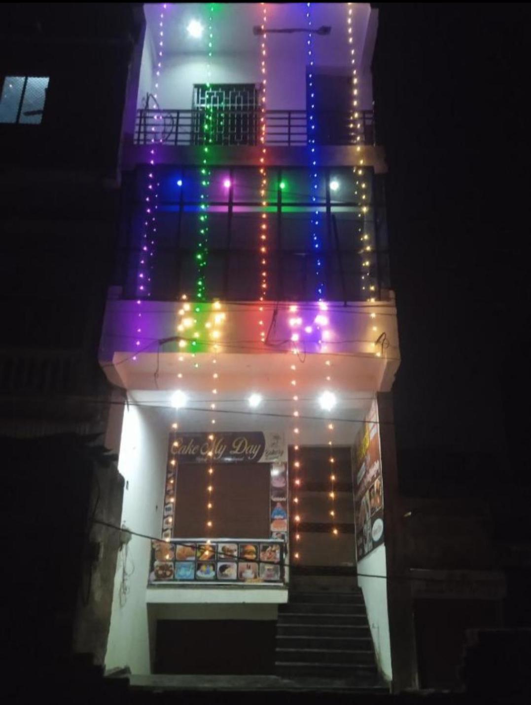 Aditya Paradise Aka Mountain Home Aka Avk Inn Tundla المظهر الخارجي الصورة